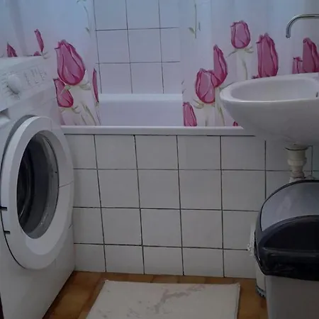 Natha, Udobnost I Mir